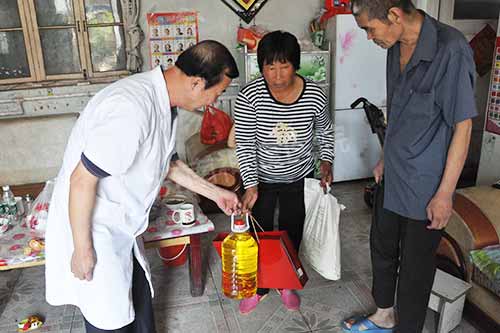 【梦圆中秋】泗水:失语独居二十多年 中秋终圆回家梦